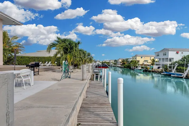 $1,950,000 | 1850 Manor Lane, Marathon, FL 33050