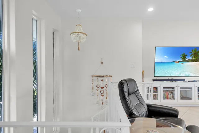 $1,950,000 | 1850 Manor Lane, Marathon, FL 33050