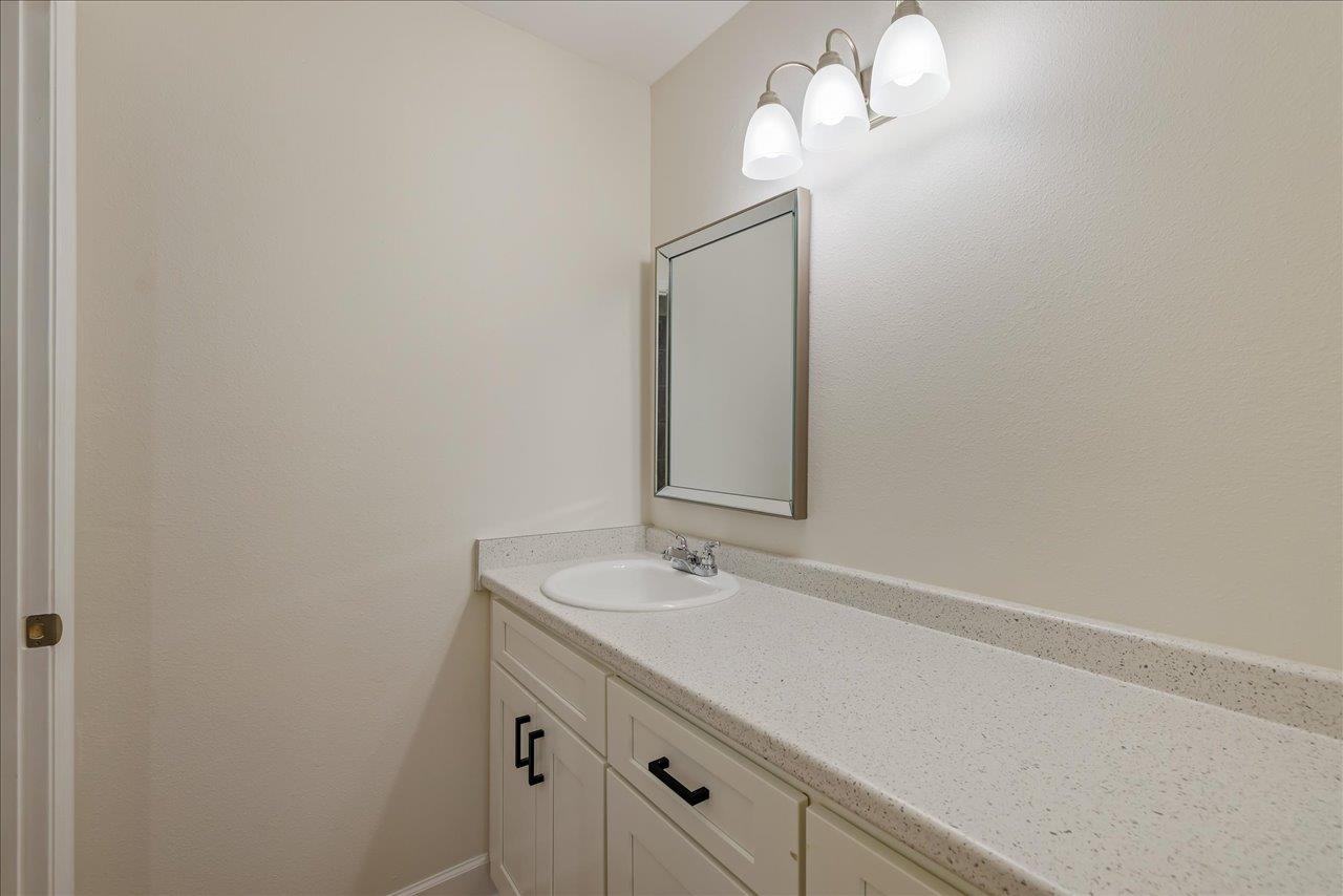 1515 Paul Russell Road, Unit 12 Tallahassee, FL 32301 - Photo 6 of 36