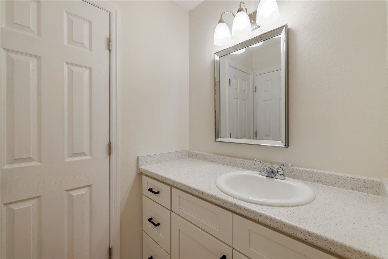 1515 Paul Russell Road, Unit 12 Tallahassee, FL 32301 - Photo 10 of 36