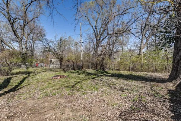 $155,000 | 10126 East Golf Avenue, Independence, MO 64053