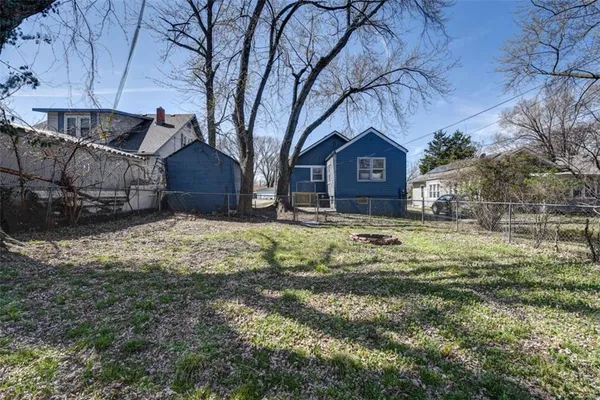 $155,000 | 10126 East Golf Avenue, Independence, MO 64053