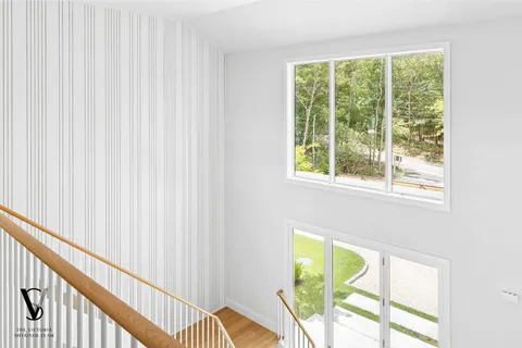 $6,395,000 | 2061 Deerfield Road, Sag Harbor, NY 11963