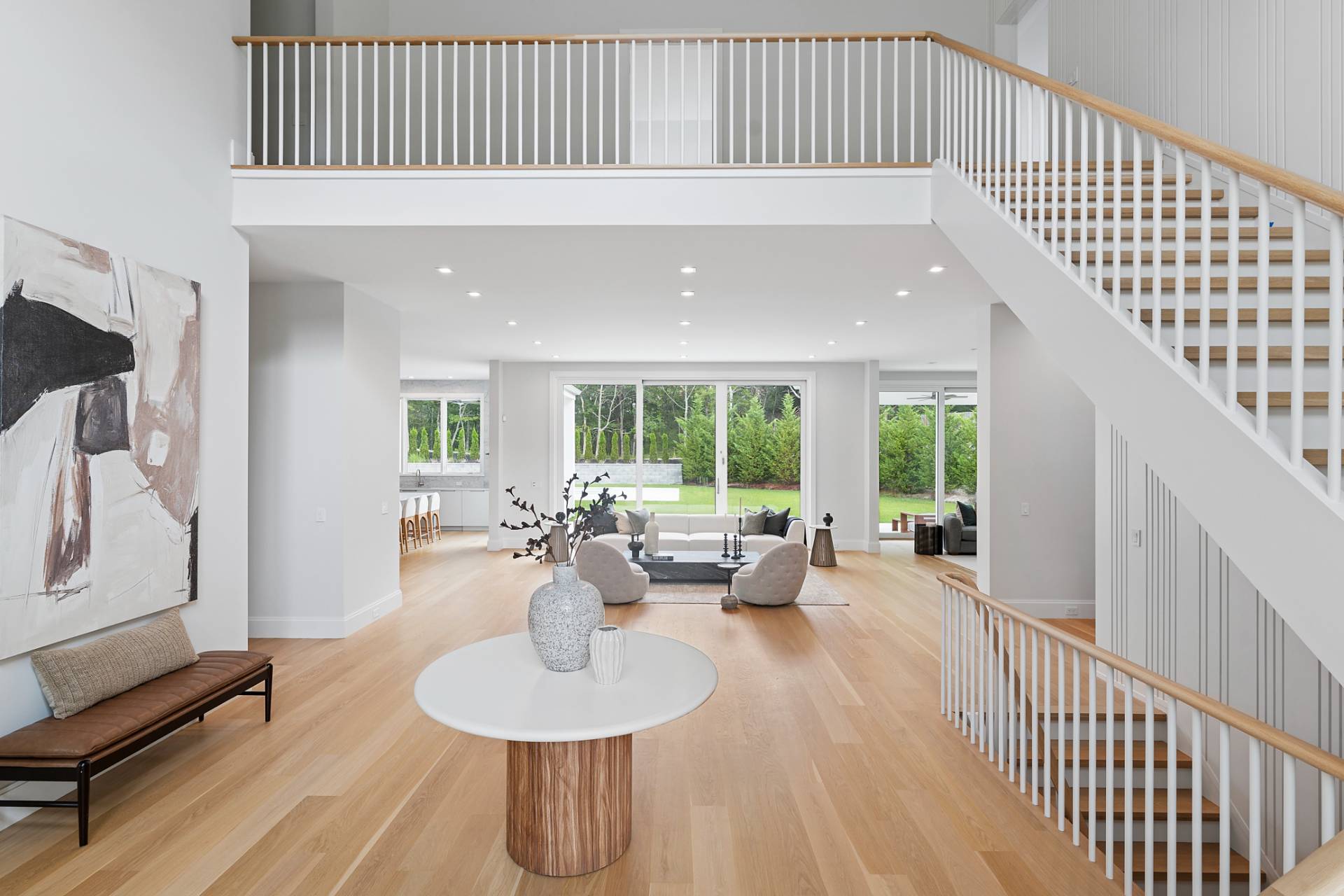 2061 Deerfield Road Sag Harbor, NY 11963 - Photo 4 of 33 a living room with furniture