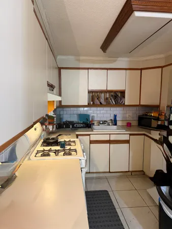 $1,950 | 7 Lancelot Court, Unit 8, Salem, NH 03079
