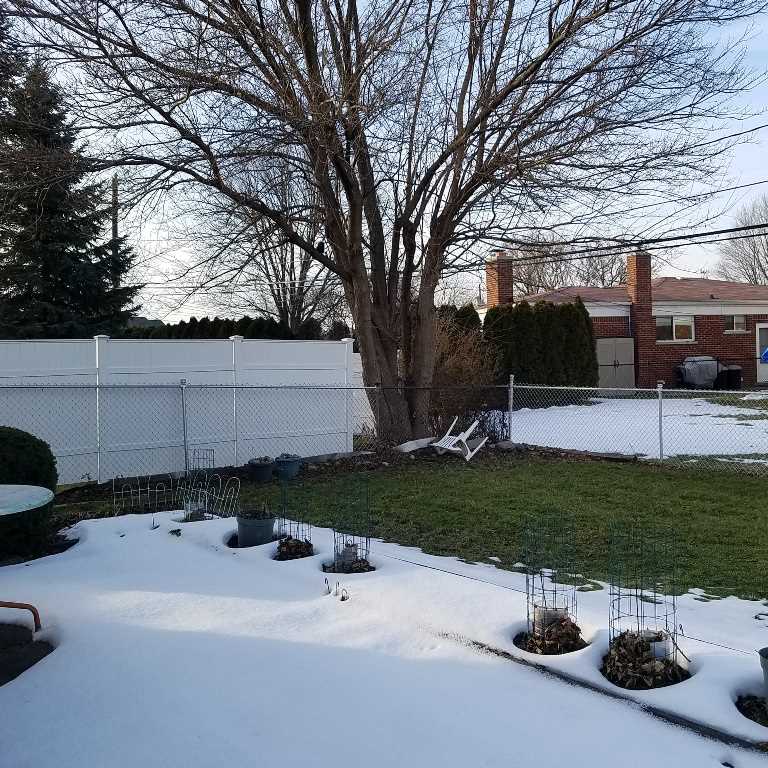 2233 Frazho Road Warren, MI 48091 - Photo 35 of 36 31340106-34.JPG