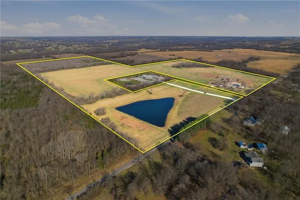 $3,869,000 | 19618 South Mullen Road, Belton, MO 64012
