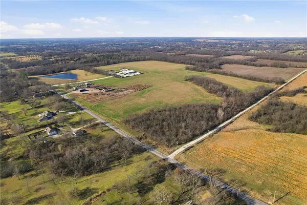 $3,869,000 | 19618 South Mullen Road, Belton, MO 64012