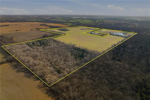 $3,869,000 | 19618 South Mullen Road, Belton, MO 64012