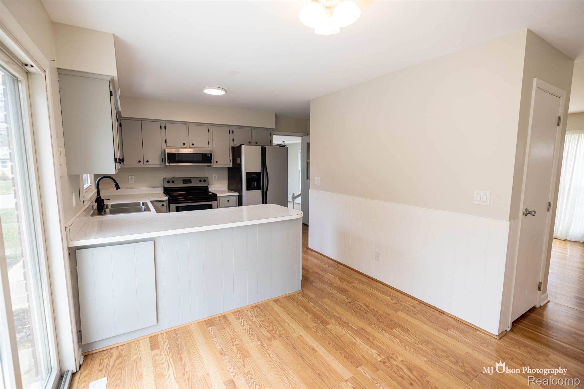 568 Robinson Road Jackson, MI 49203 - Photo 14 of 51 Gallery Image 14