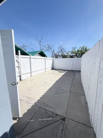 $3,000 | 9263 Earl Street, La Mesa, CA 91942