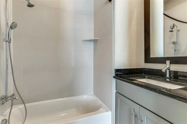 $450,000 | 4128 Runyon Road, Addison, TX 75001