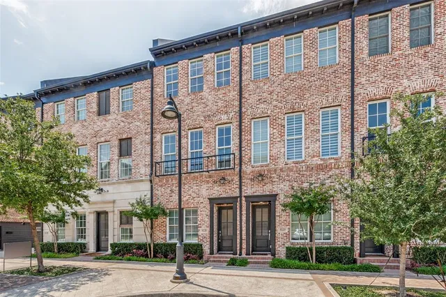 $450,000 | 4128 Runyon Road, Addison, TX 75001