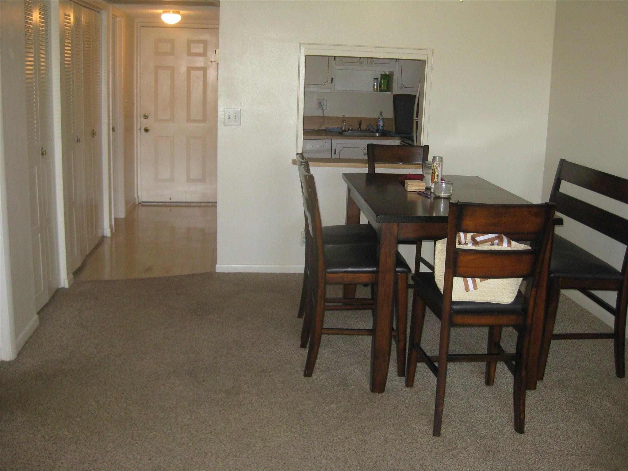 9370 Southwest 8th Street, Unit 320 Boca Raton, FL 33428 - Photo 4 of 12 dining area