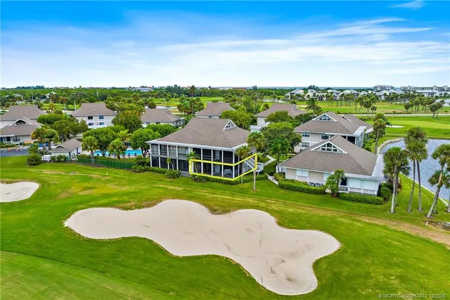 $385,000 | 303 Golfview Circle, Stuart, FL 34996