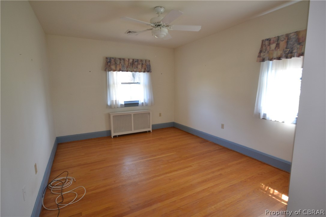 354 Sutton Avenue Reedville, VA 22539 - Photo 20 of 27