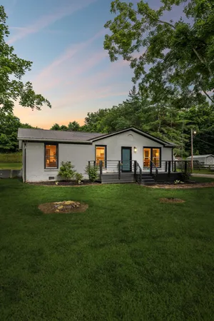 $329,000 | 2632 Owens Drive, Santa Fe, TN 38482