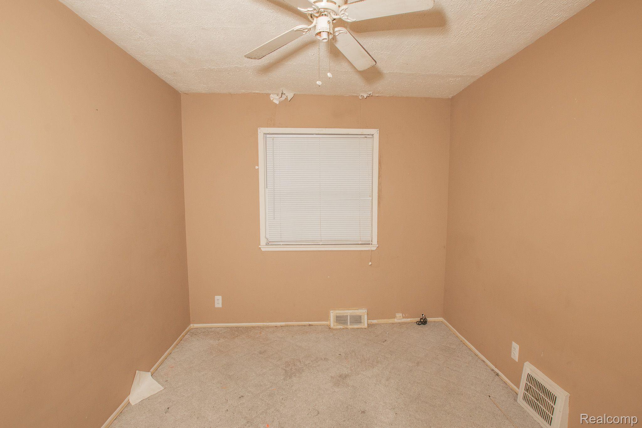 20327 Moross Road Detroit, MI 48224 - Photo 12 of 28 Gallery Image 12