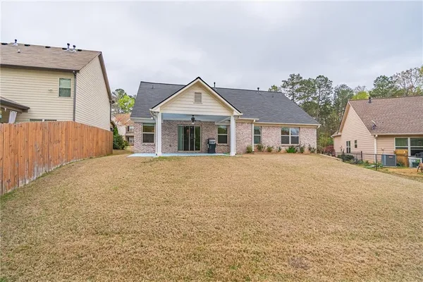 $2,450 | 5660 Crest Hill Drive Northeast, Buford, GA 30518