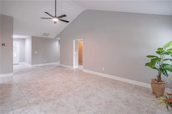 $2,450 | 5660 Crest Hill Drive Northeast, Buford, GA 30518
