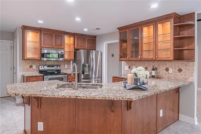 $2,450 | 5660 Crest Hill Drive Northeast, Buford, GA 30518