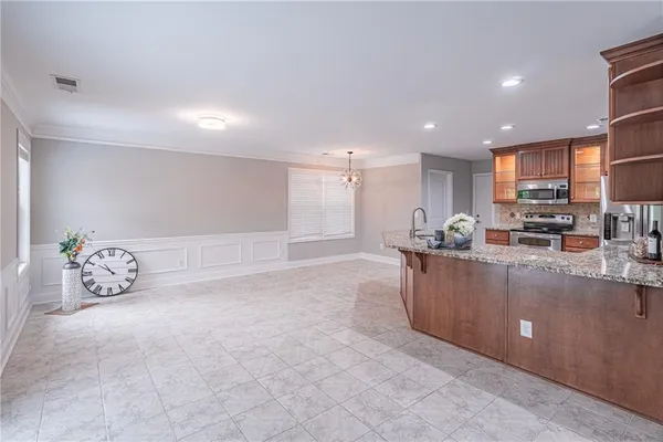 $2,450 | 5660 Crest Hill Drive Northeast, Buford, GA 30518