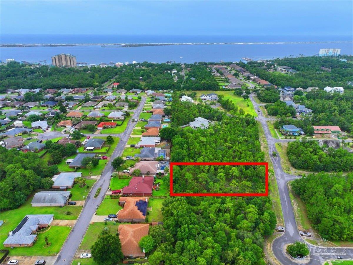 569 Downhaul Drive Pensacola, FL 32507 - Photo 10 of 13 a view of a city