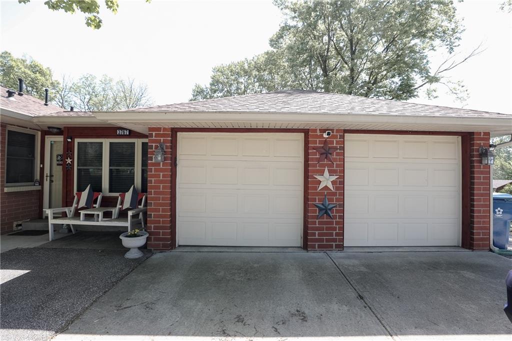 3767 Mann Road Indianapolis, IN 46221 - Photo 3 of 16 Gallery Image 3