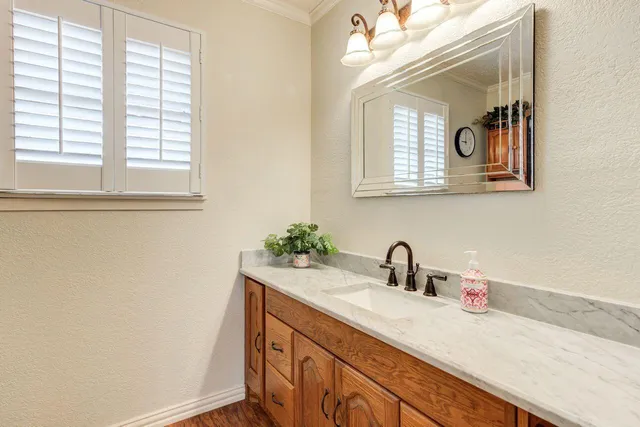 $210,000 | 4904 18th Street, Lubbock, TX 79416