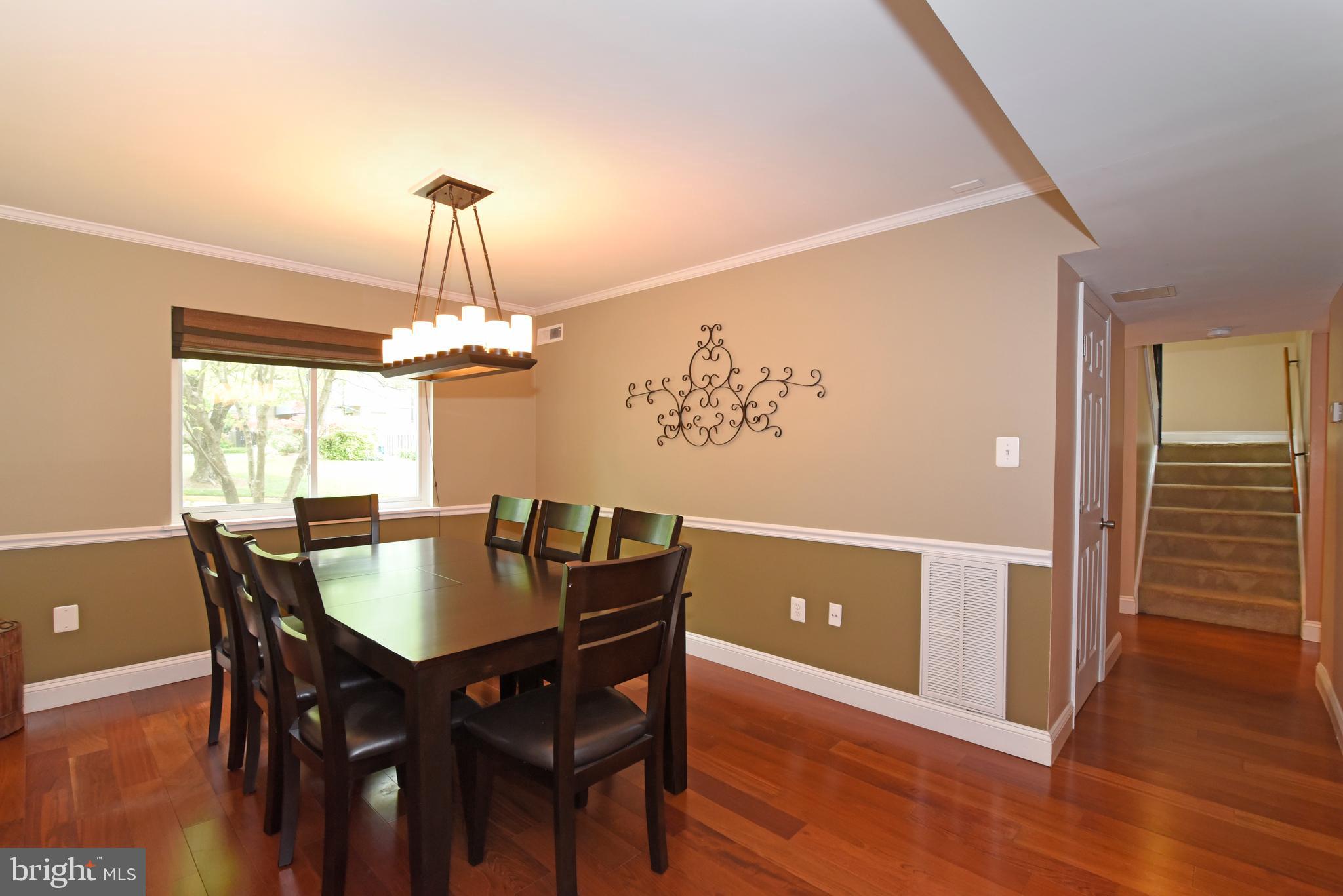 1715 Ivy Oak Square Reston, VA 20190 - Photo 14 of 39 Dining room