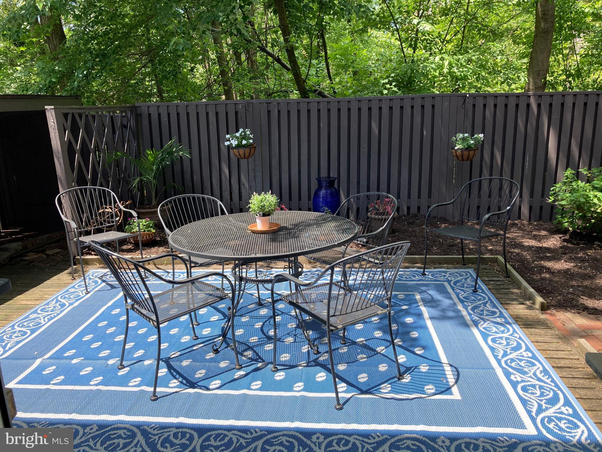 1715 Ivy Oak Square Reston, VA 20190 - Photo 8 of 39 View of Yard from Living Room