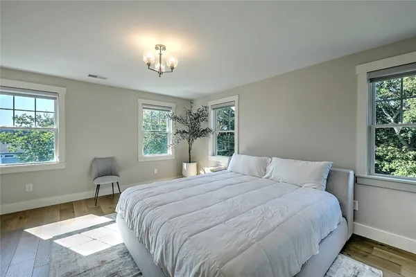 $1,395,000 | 137 Rosebriar Avenue, South Kingstown, RI 02879