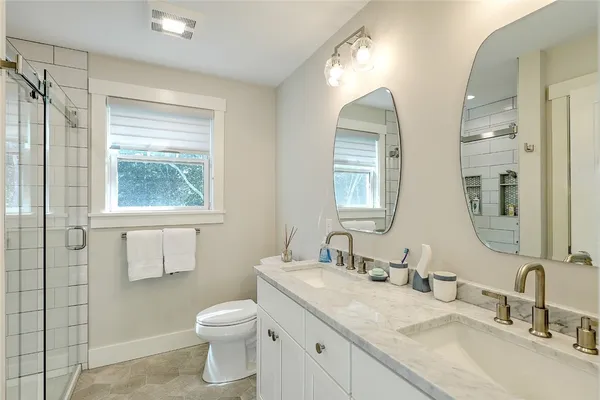 $1,395,000 | 137 Rosebriar Avenue, South Kingstown, RI 02879