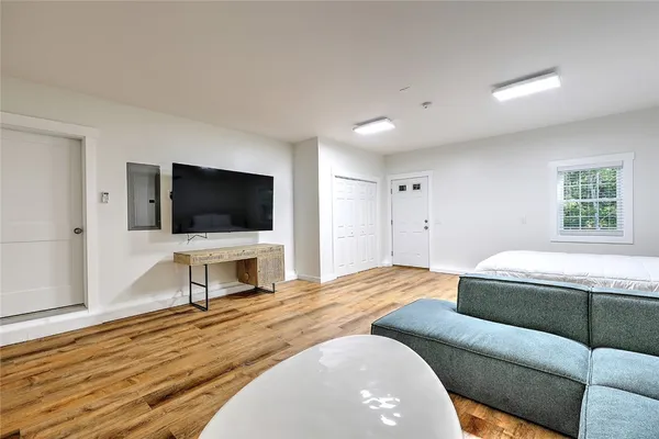 $1,395,000 | 137 Rosebriar Avenue, South Kingstown, RI 02879