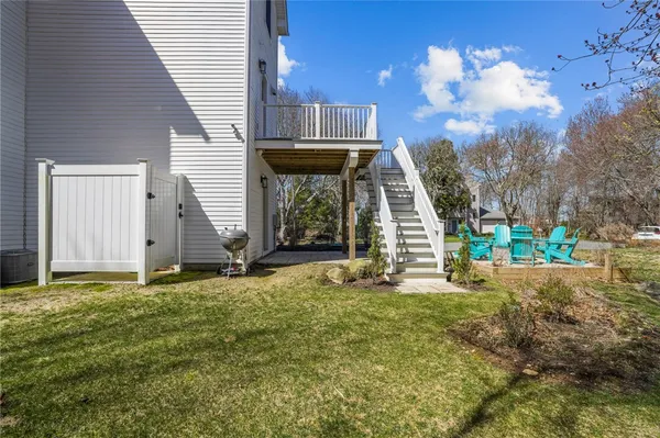 $1,395,000 | 137 Rosebriar Avenue, South Kingstown, RI 02879