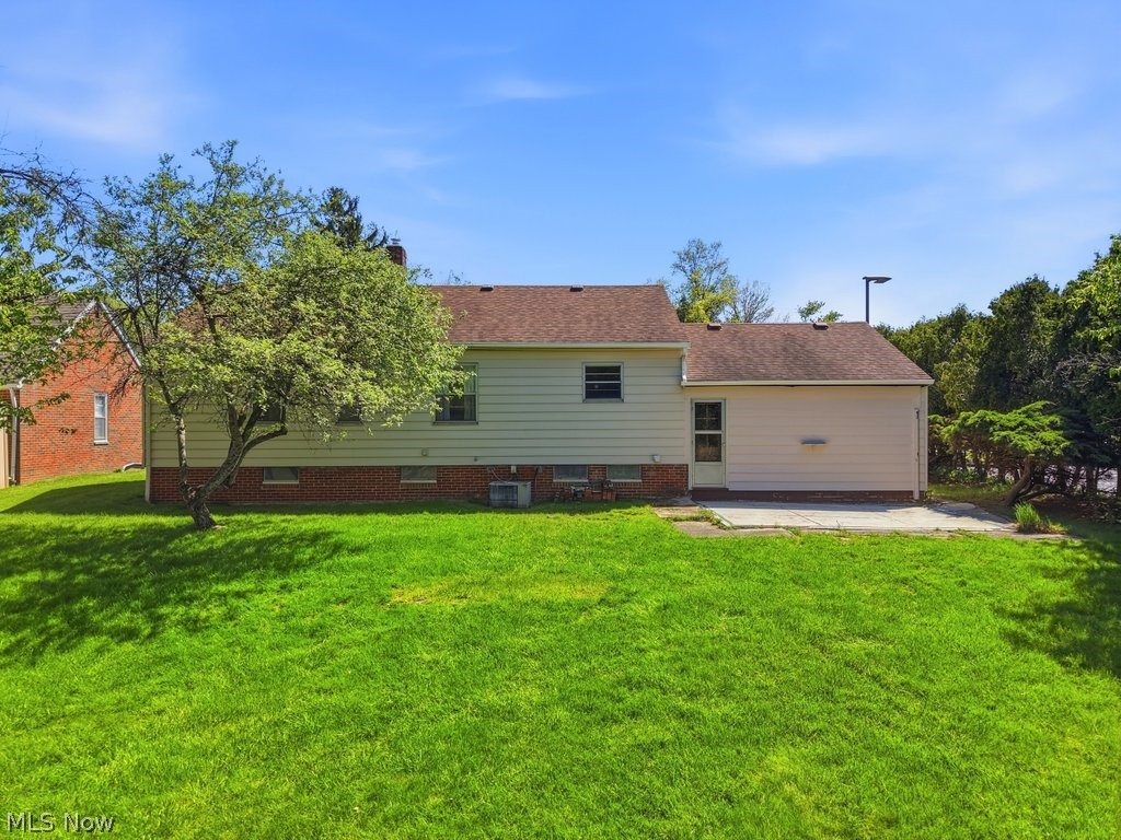 125 Meadowlane Road Independence, OH 44131 - Photo 27 of 33