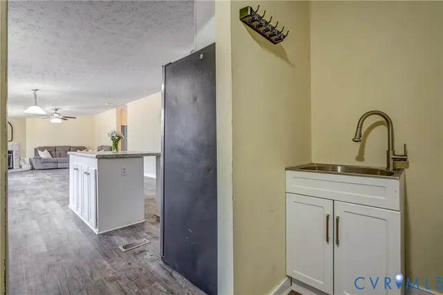 $325,000 | 9625 Robin Lane, Disputanta, VA 23842