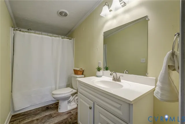 $325,000 | 9625 Robin Lane, Disputanta, VA 23842