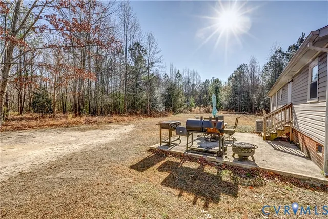 $325,000 | 9625 Robin Lane, Disputanta, VA 23842