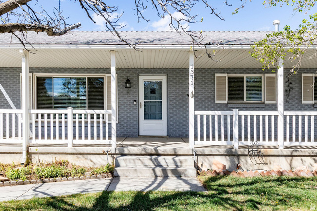 1371 East 8600th Street South Sandy, UT 84093 - Photo 1 of 1