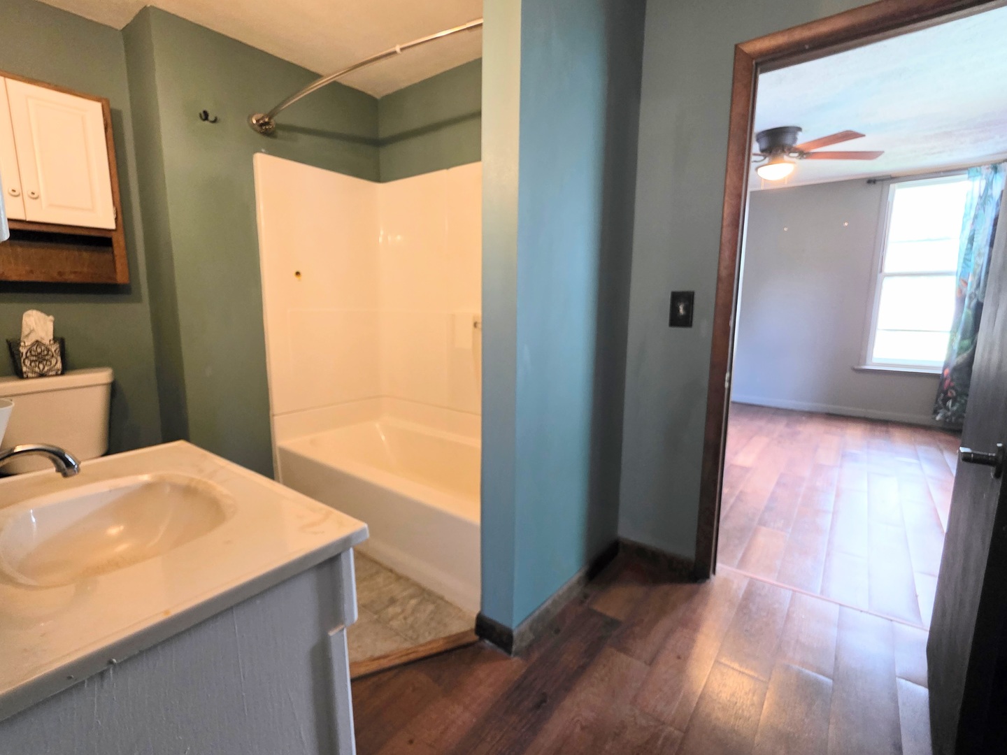919 East Johnson Street Clinton, IL 61727 - Photo 8 of 13