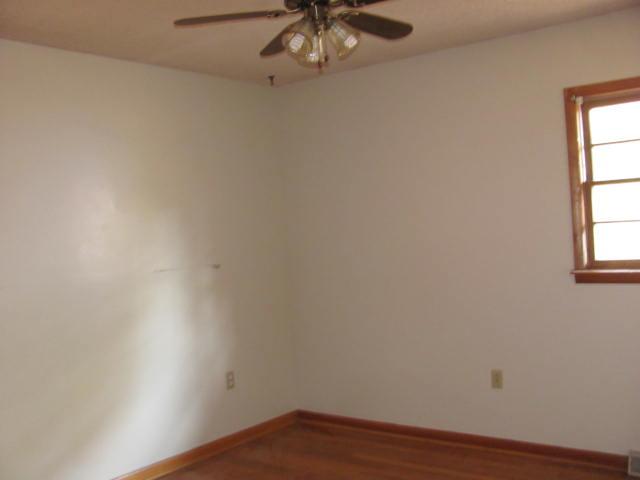612 Fall River Road Lawrenceburg, TN 38464 - Photo 8 of 9