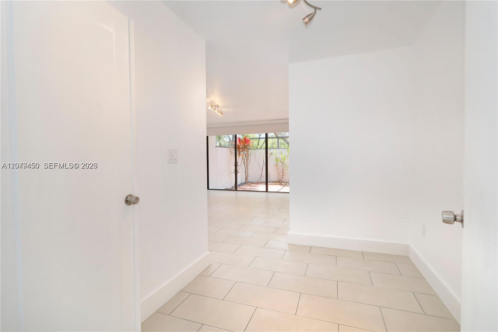8124 Southwest 87th Terrace Miami, FL 33143 - Photo 19 of 44