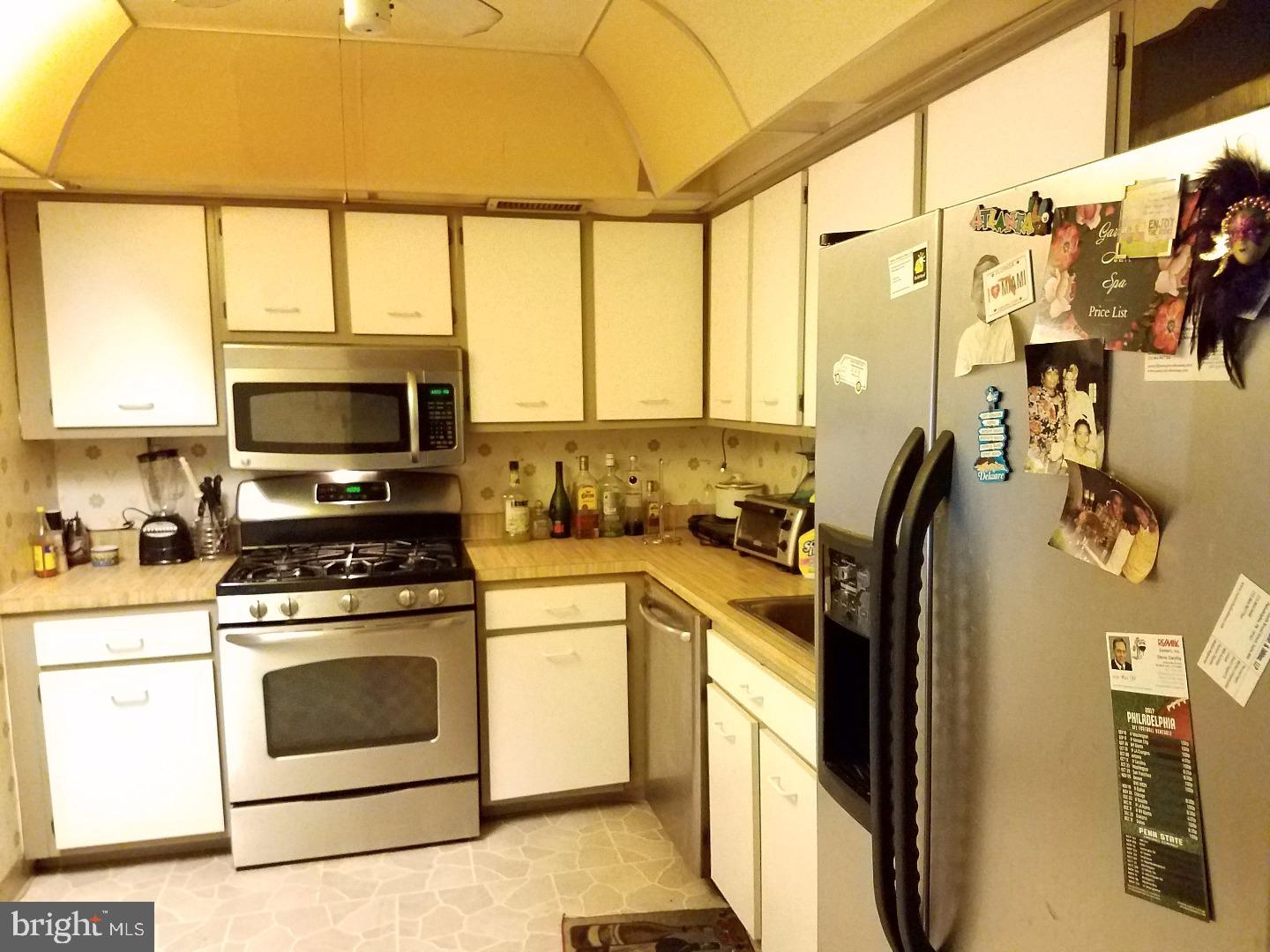 51302 Delaire Landing Road, Unit 302 Philadelphia, PA 19114 - Photo 2 of 7 Gallery Image 2