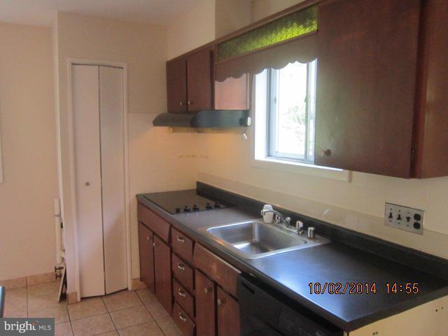 12108 Arbie Road Silver Spring, MD 20904 - Photo 6 of 18 Kitchen