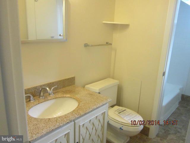 12108 Arbie Road Silver Spring, MD 20904 - Photo 8 of 18 Bath