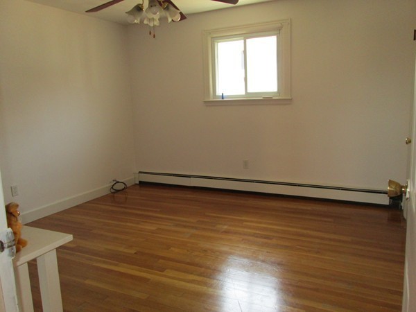5 Riverview Road Gloucester, MA 01930 - Photo 10 of 16 Gallery Image 10