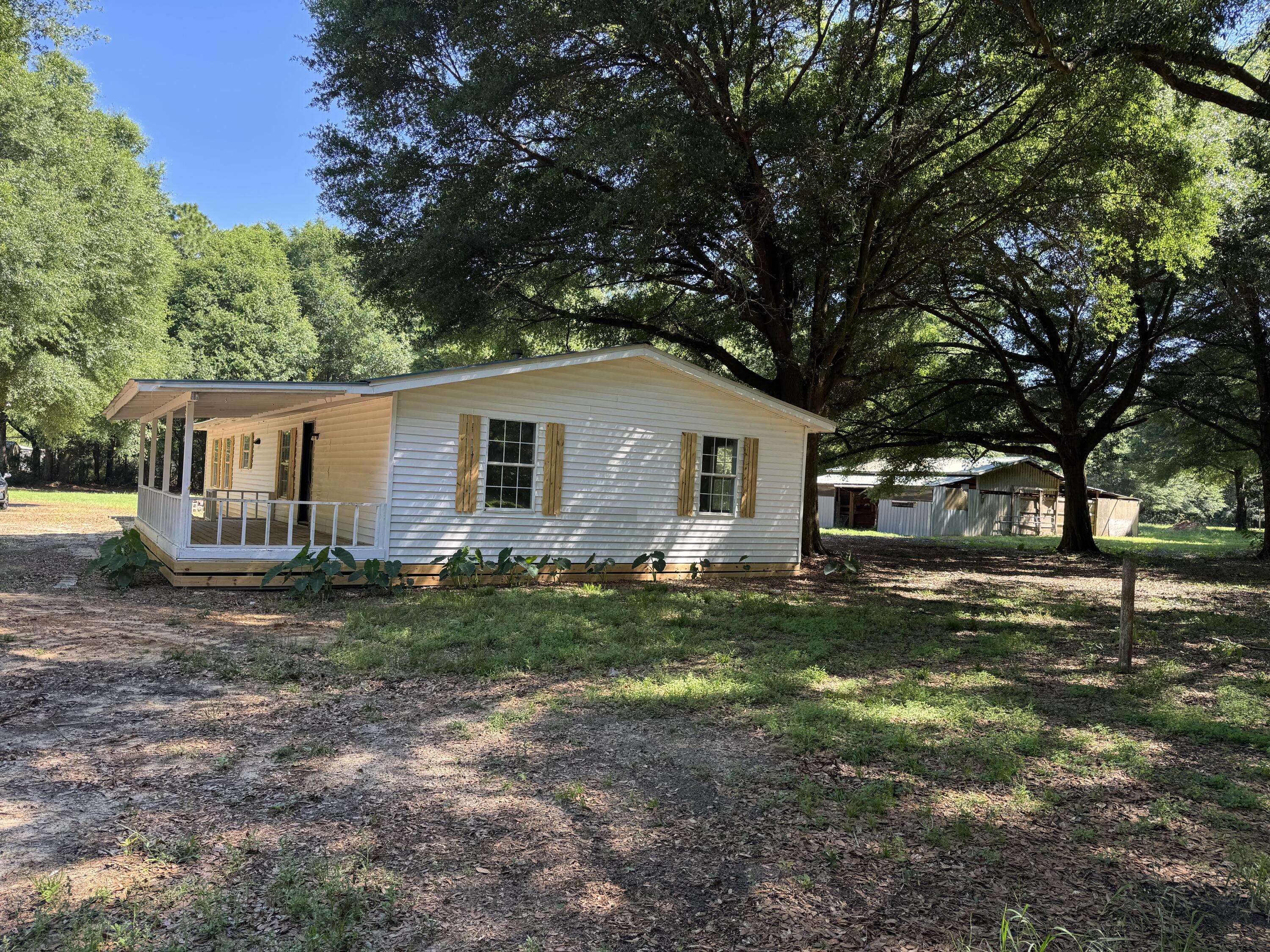12400 Wildlife Road Holt, FL 32564 - Photo 3 of 24