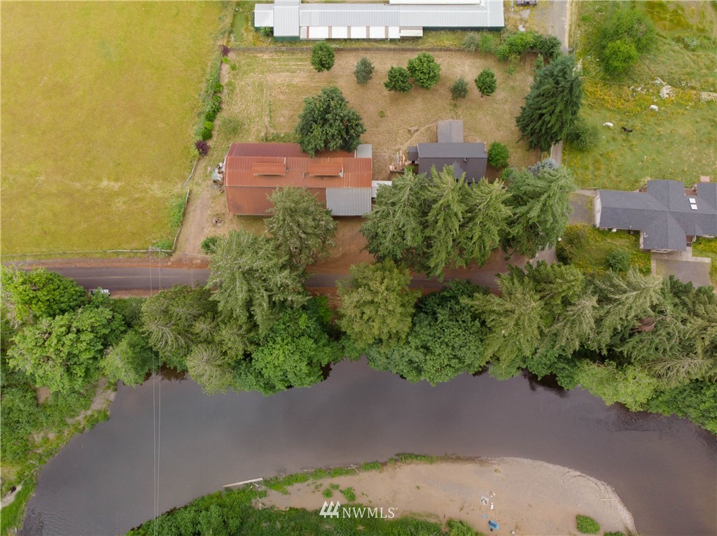 237 Hatchery Road Chehalis, WA 98532 - Photo 12 of 30 an aerial view of a houses with a yard