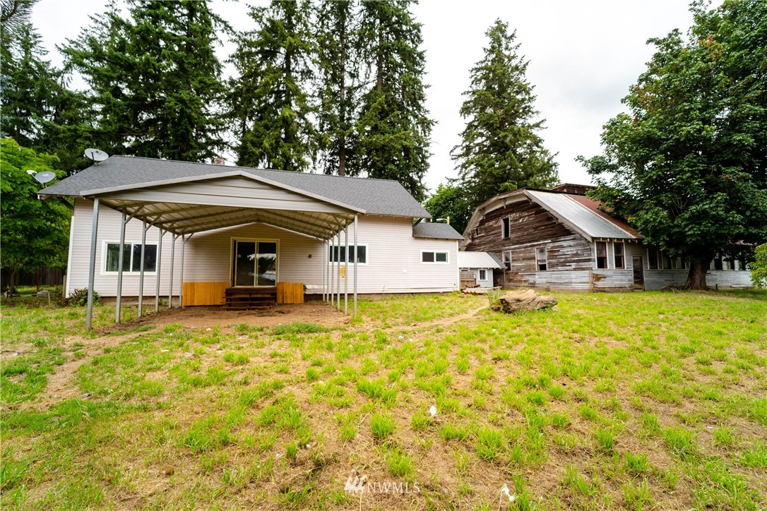 237 Hatchery Road Chehalis, WA 98532 - Photo 20 of 30 a front view of a house with swimming pool